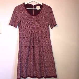 Short sleeve dress